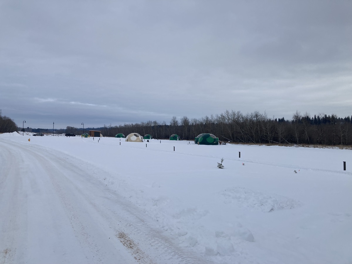 Spacious, beautiful and unique Dome accommodation at Métis Crossing